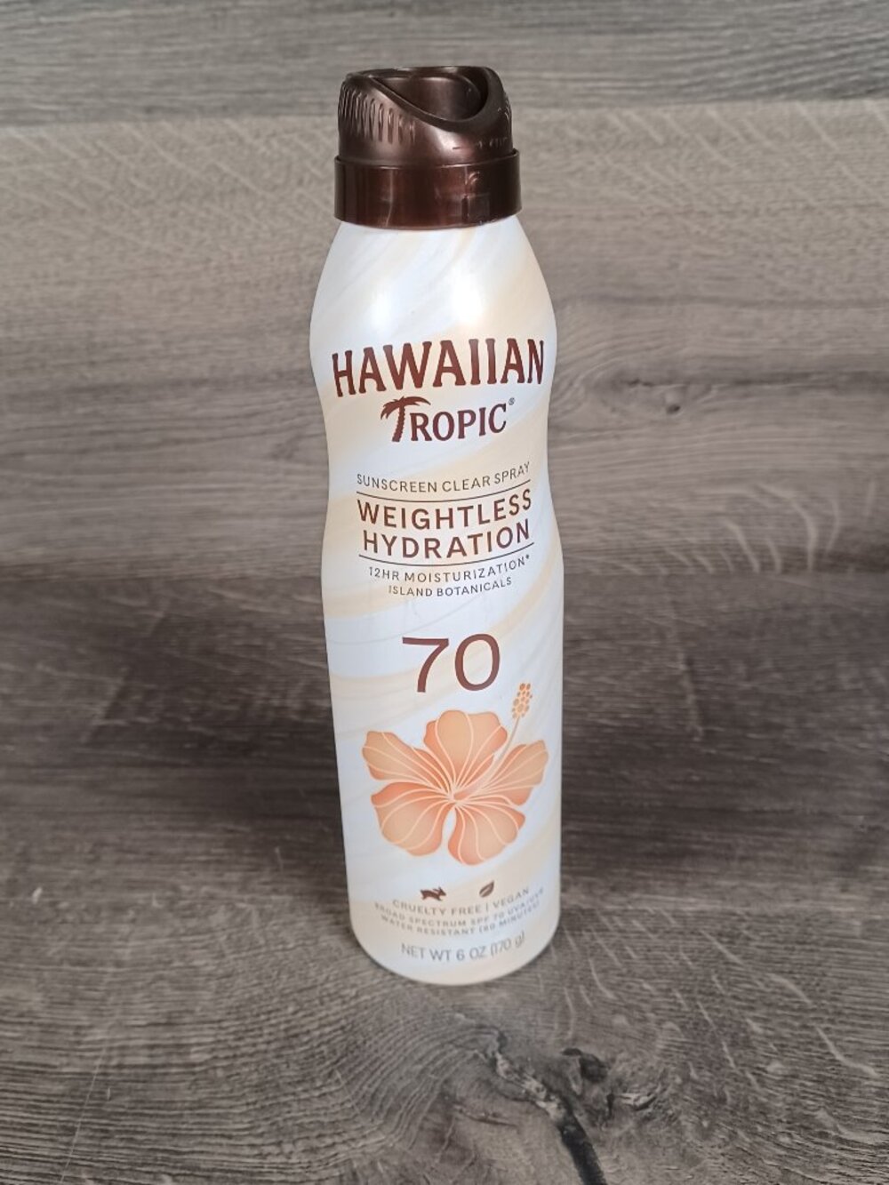 New Hawaiian Tropic Weightless Hydration Clear Spray SPF 70 Sunscreen Exp. 06/26